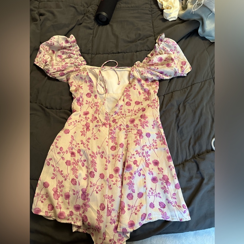 Romper - Picture 2 of 3